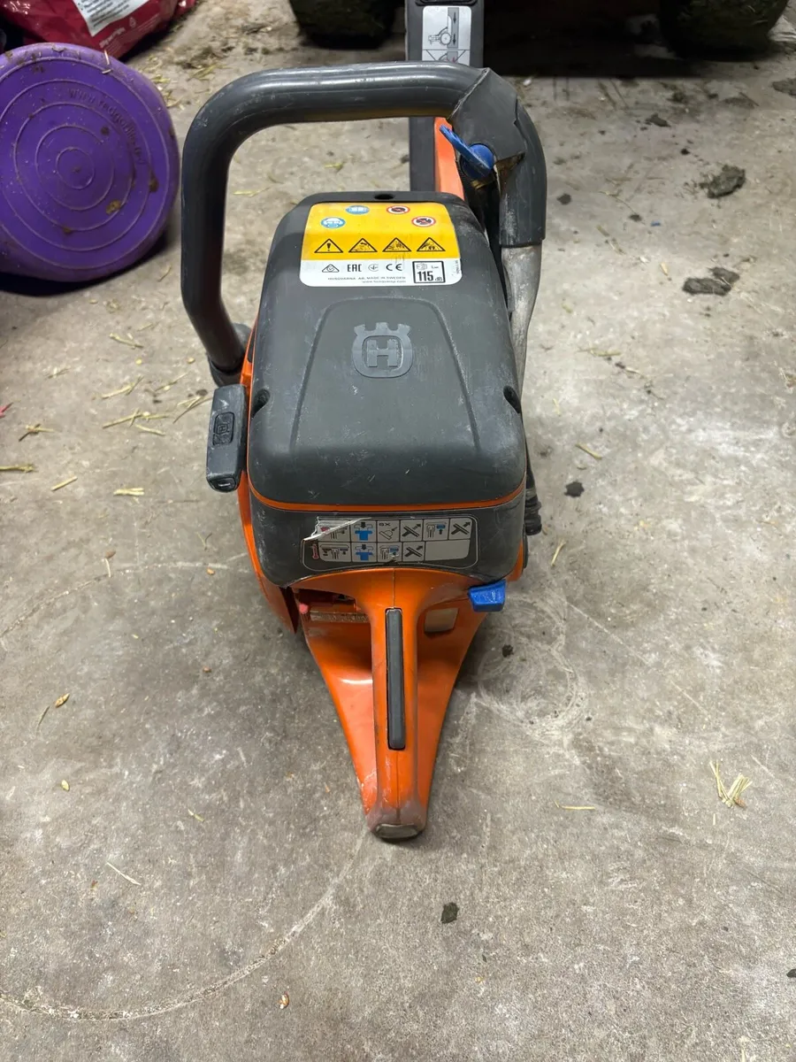 Saw - Image 2