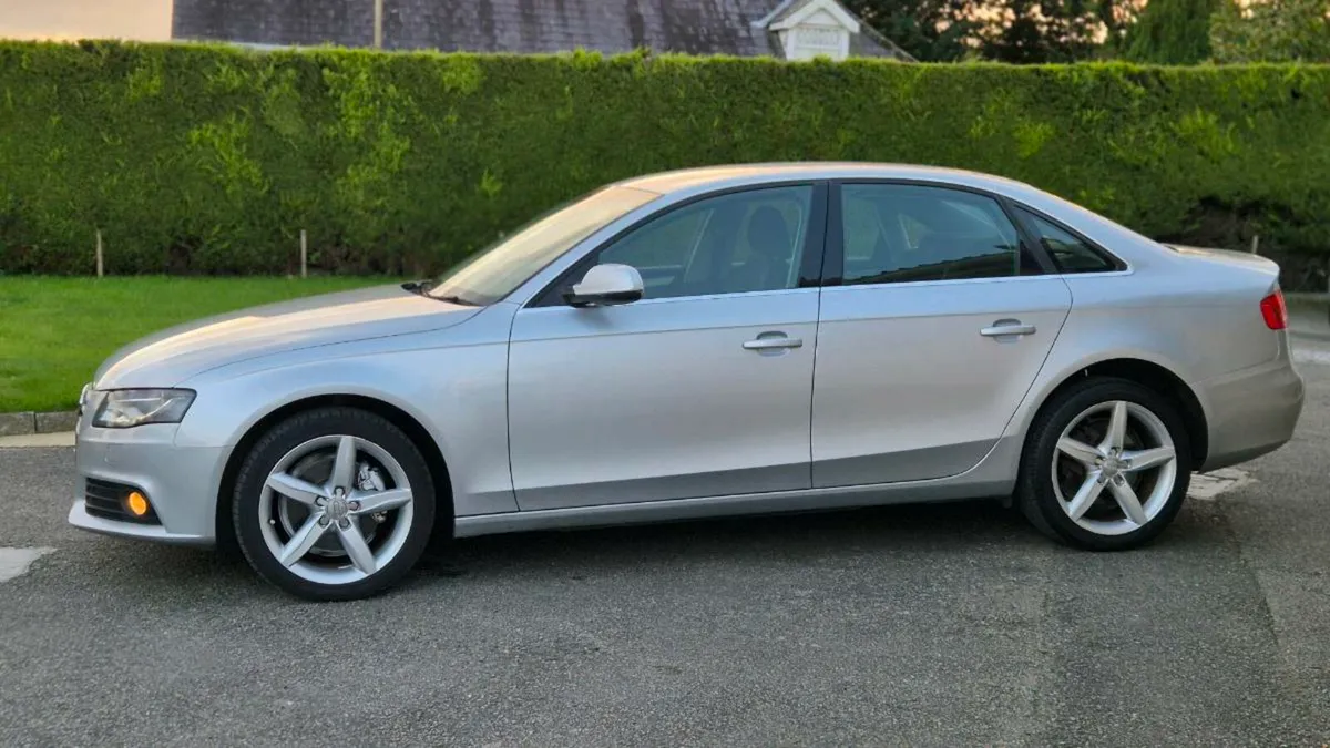Audi A4 2.0 tdi sport - Image 4