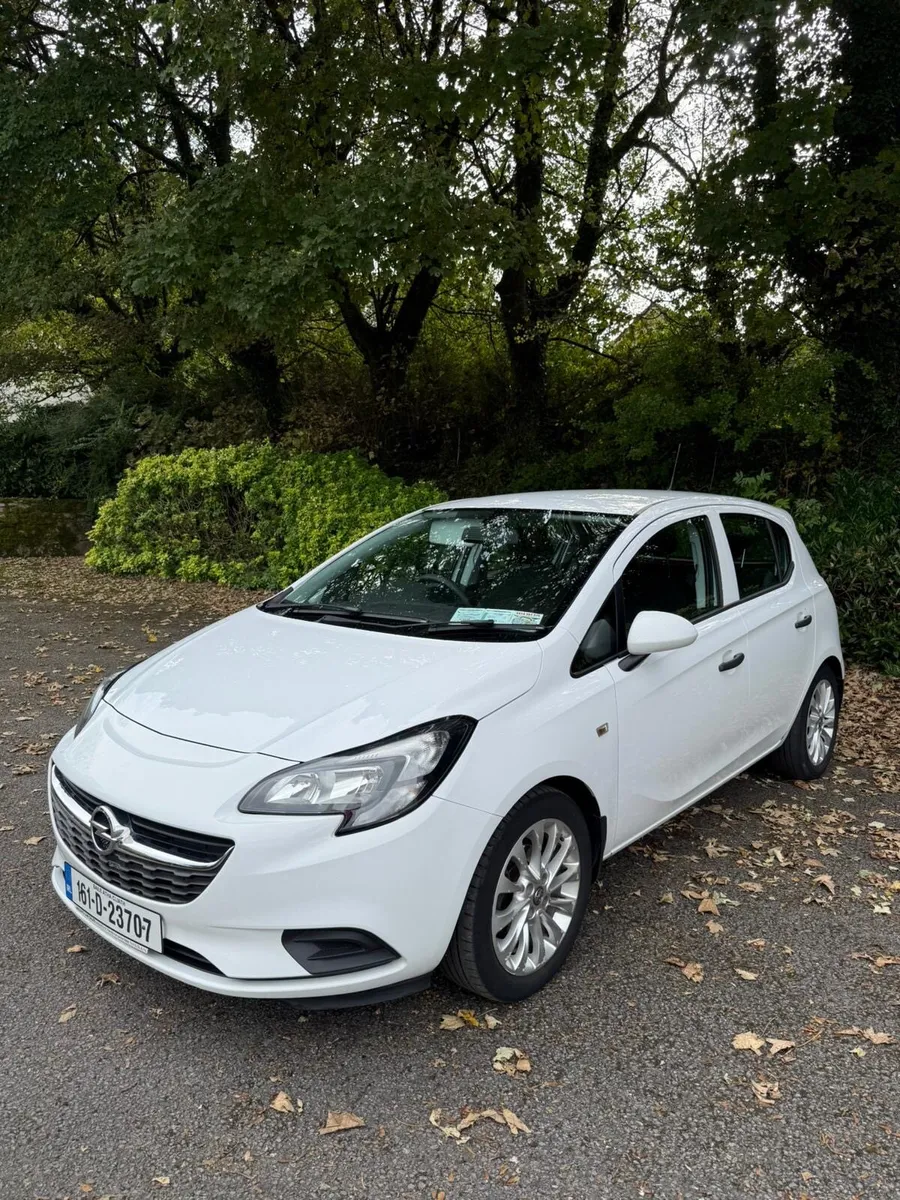 Car - Image 1
