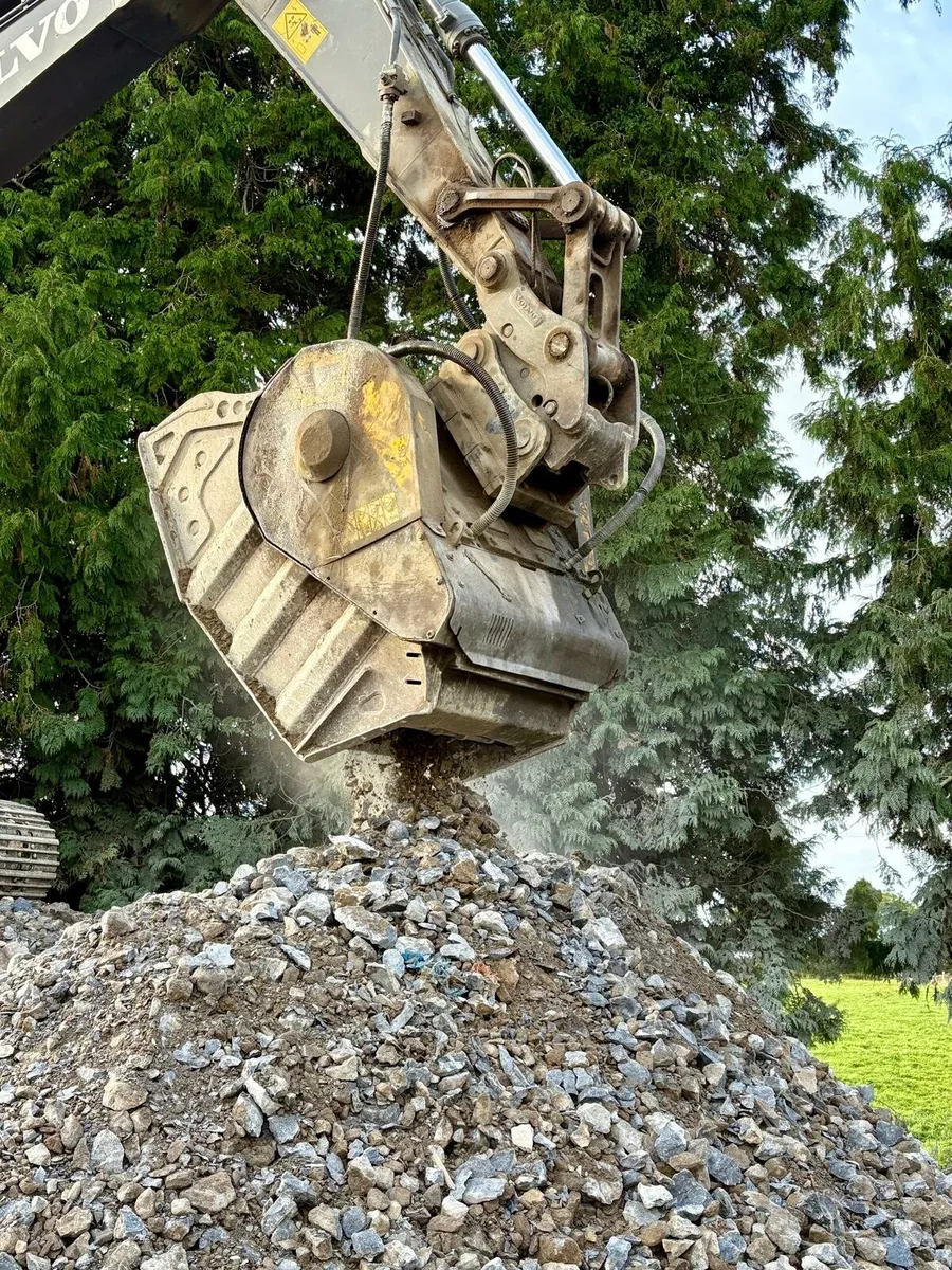 Crusher Bucket - Image 2