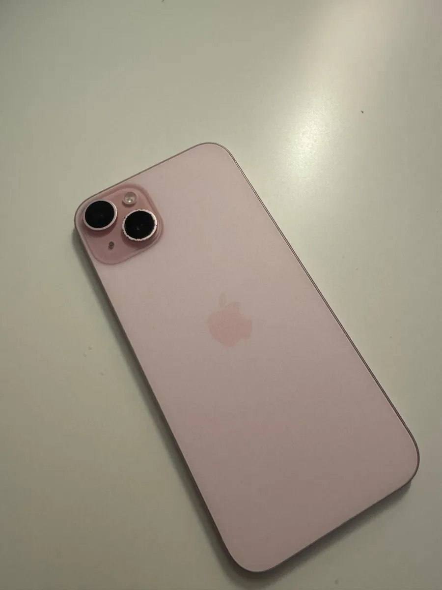 iPhone 15 Plus - Image 1