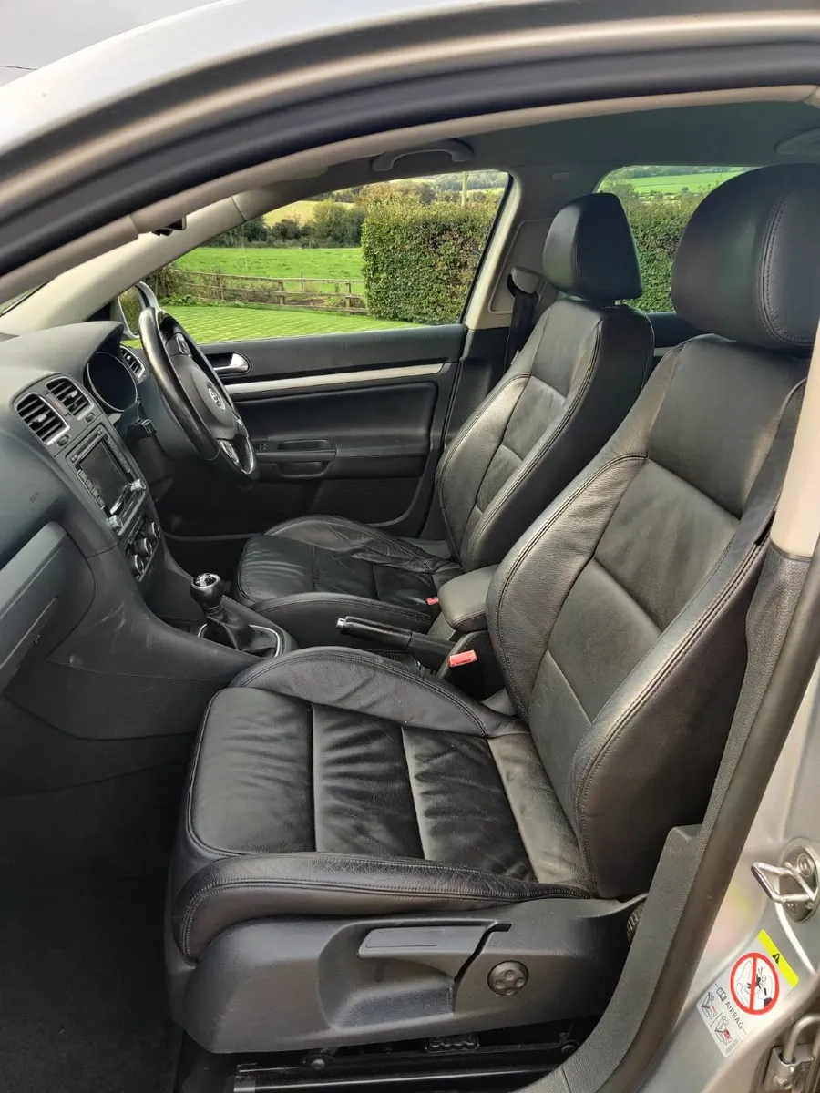 Volkswagen Golf Estate 2012 *Full Leather* - Image 4