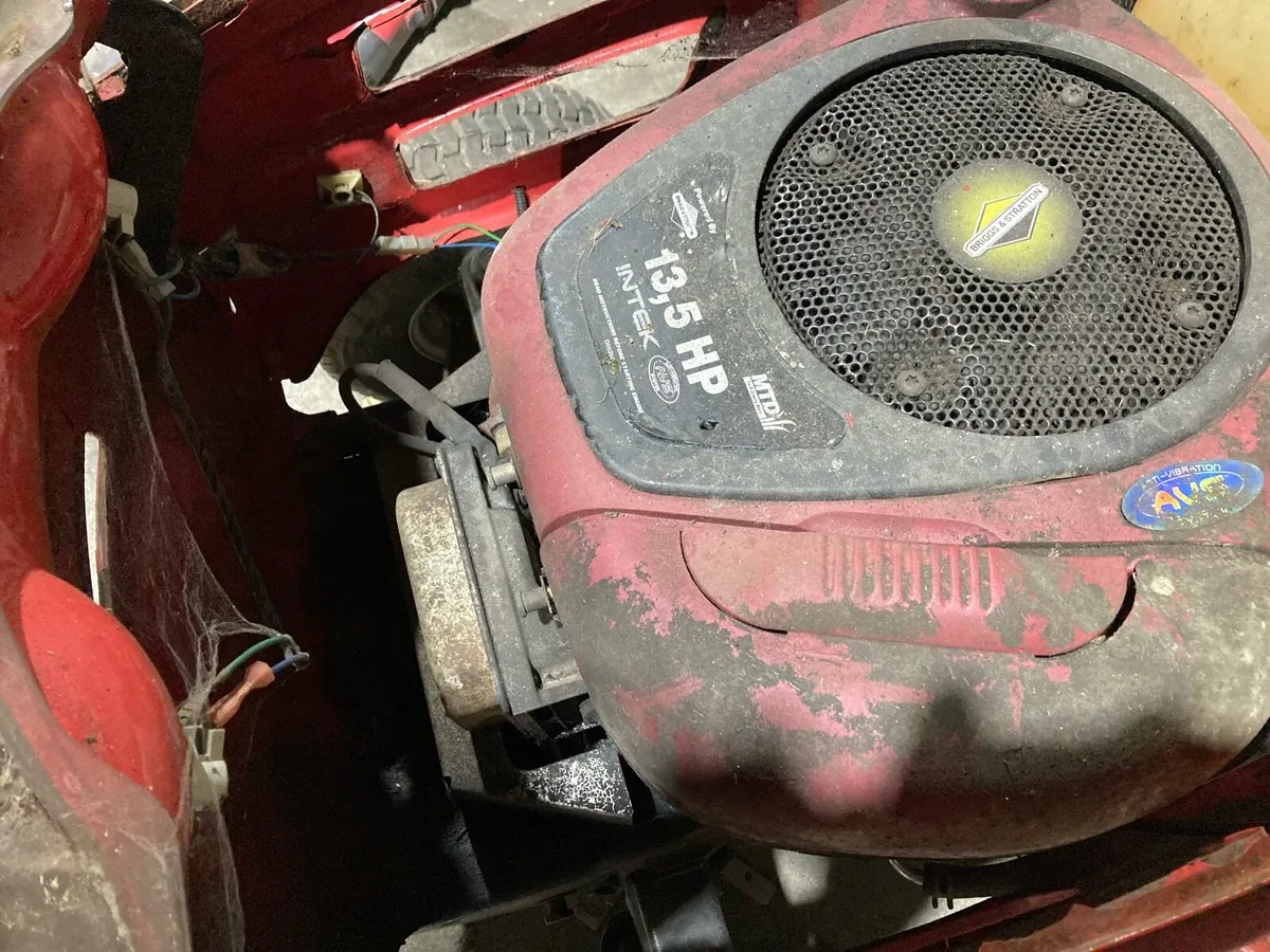 lawnmower - Image 4