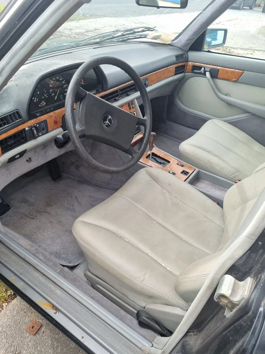 Mercedes 280se diesel - Image 4