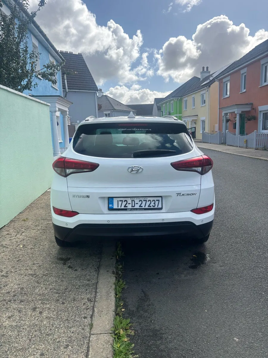 car - Image 4