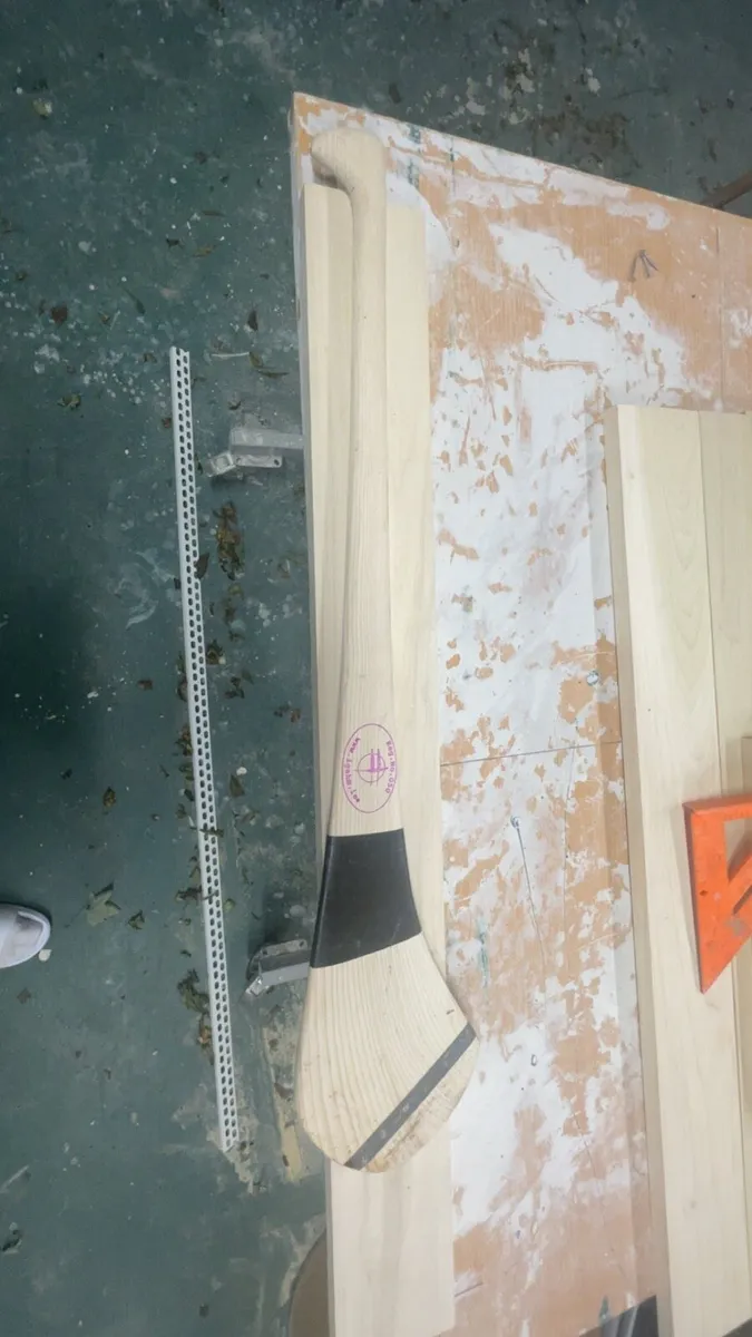 Brand new Hurleys - Image 4