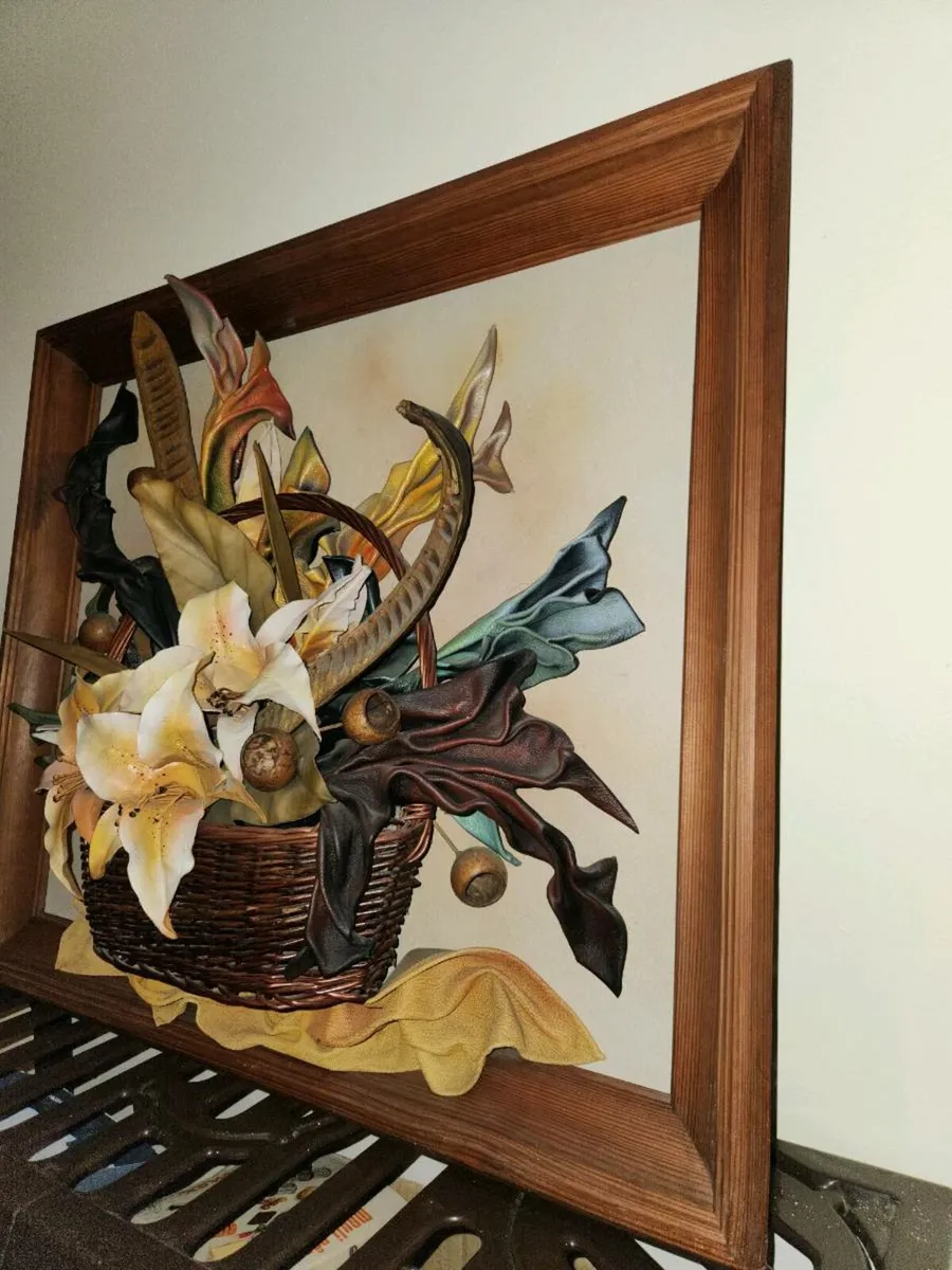 Vintage 3D leather floral painting 🖼 - Image 3