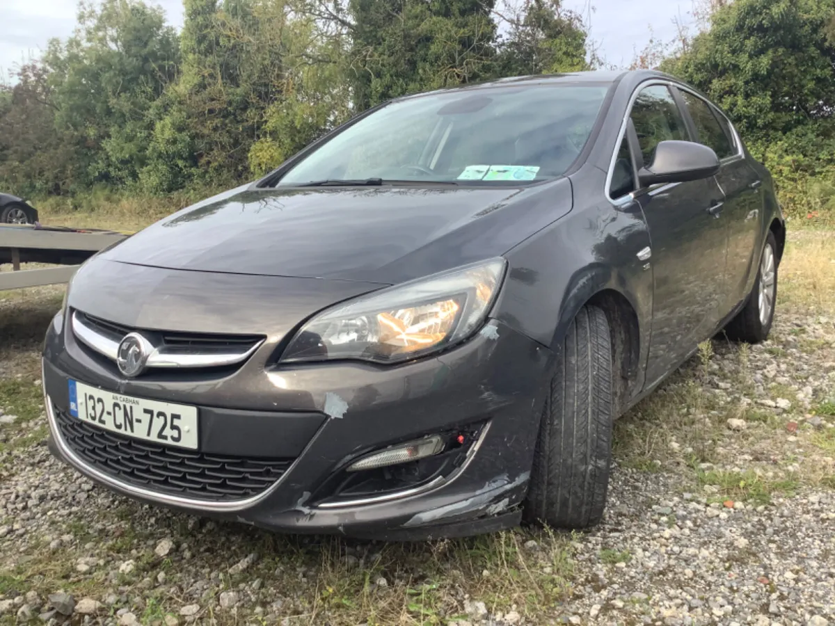 2013 Vauxhall Astra 2.0 Cdti NEW TEST - Image 2