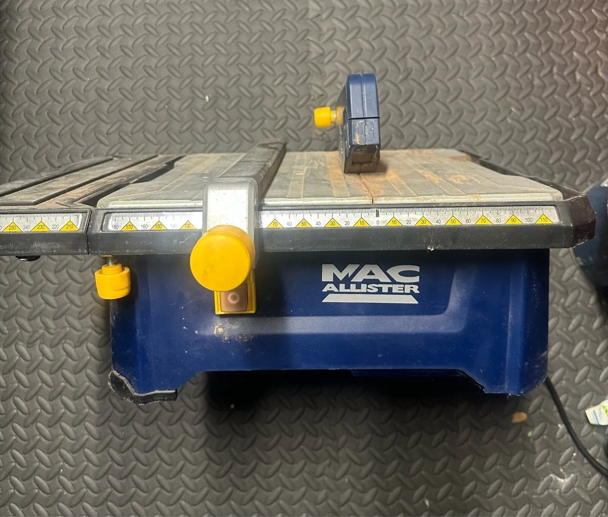 MacAllister Tile Cut Saw - Image 1