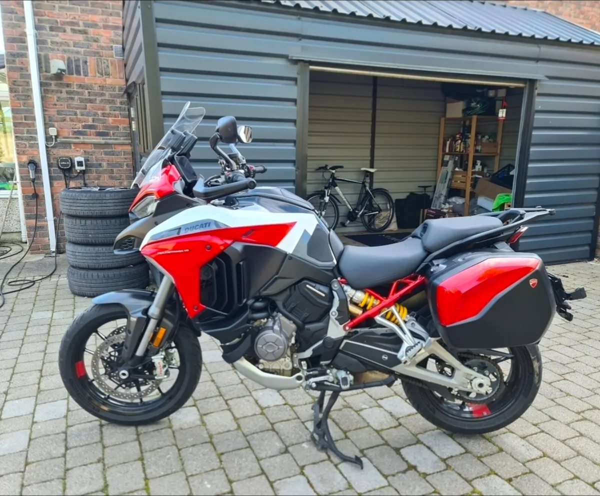 2022 Ducati Multistrada V4 S Radar – 11,000 km - Image 3