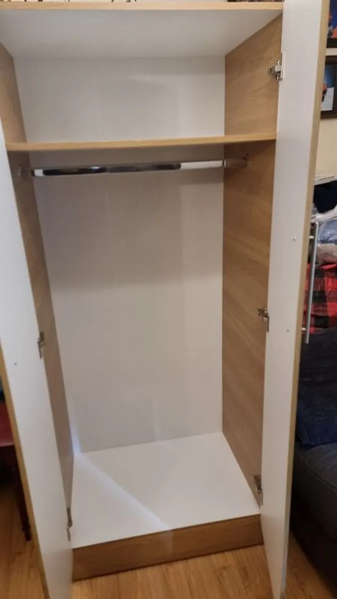 Wardrobe - Image 3
