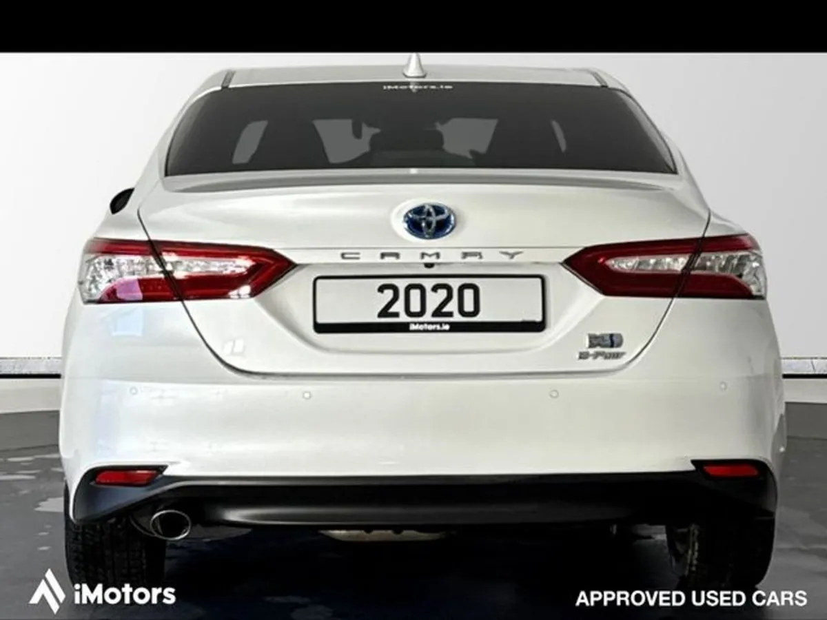 Toyota Camry 4WD G Hybrid Automatic - Image 4
