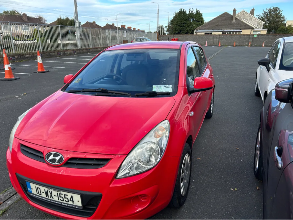 Hyundai i20 0NLY 67000KLMS//1 OWNER IRISH CAR WITH - Image 4