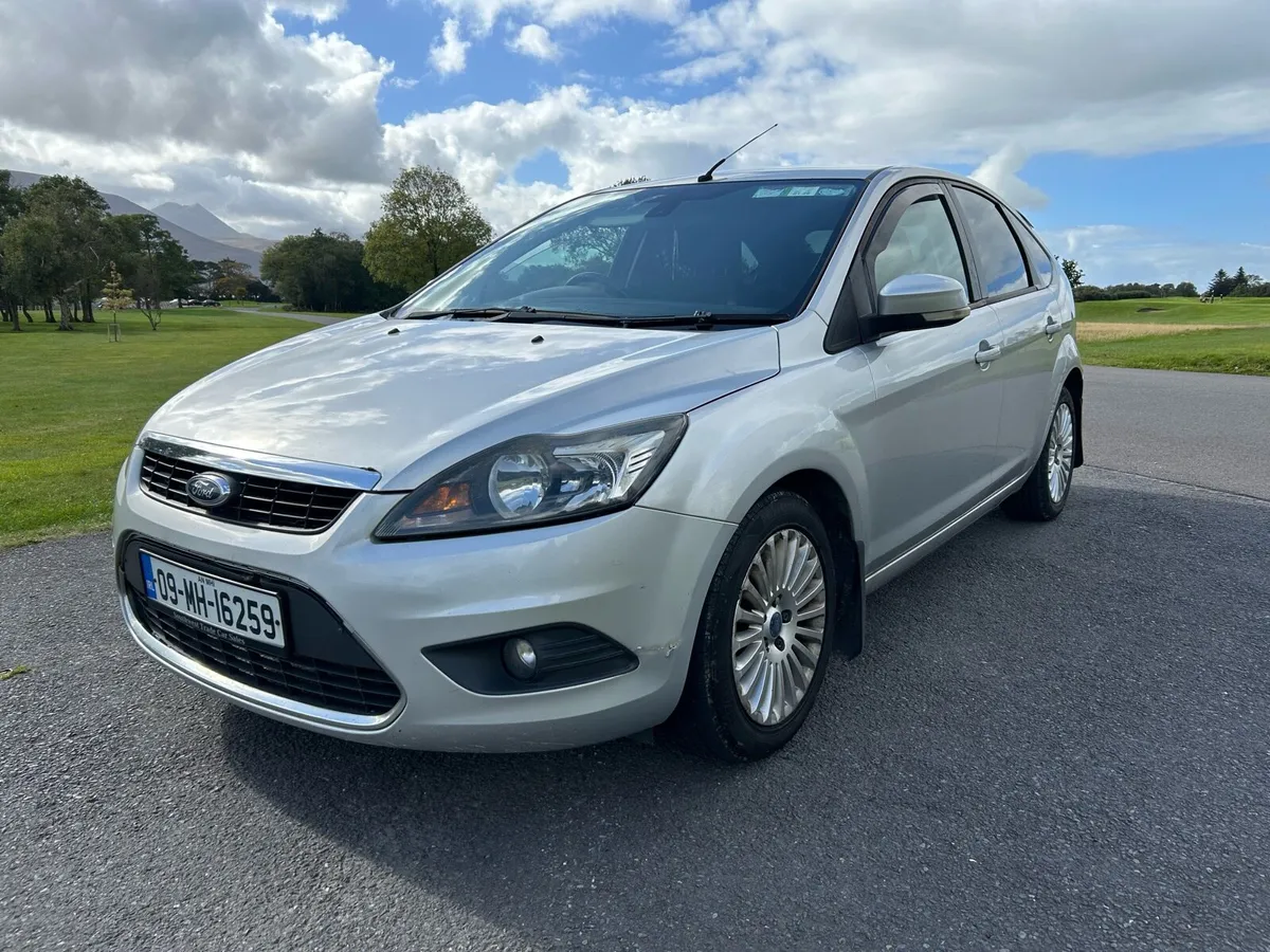 2009 Ford Focus.. New NCT & Full Service - Image 4