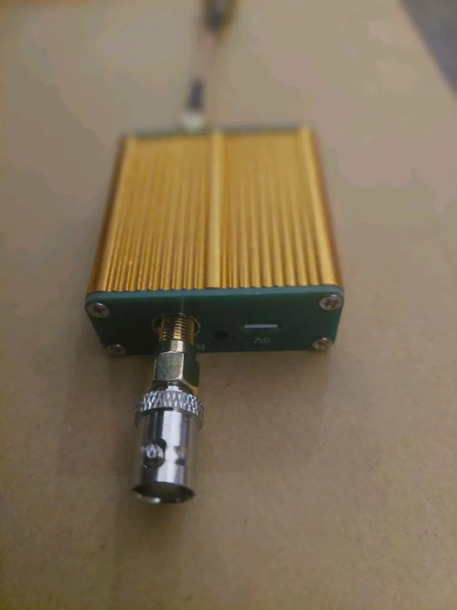 RADIO SCANNER BNC AMPLIFIER + - Image 1