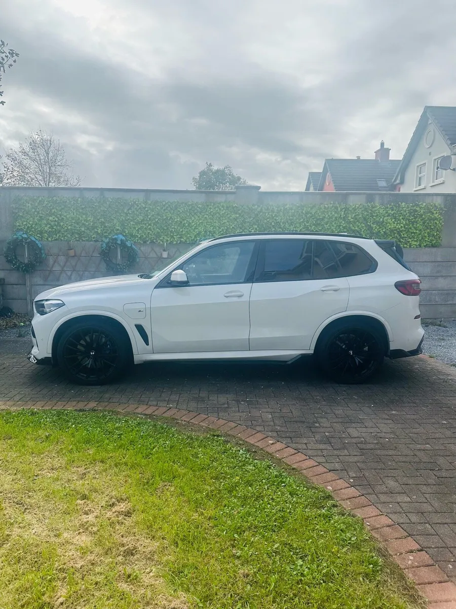 BMW x5 2020 - Image 3