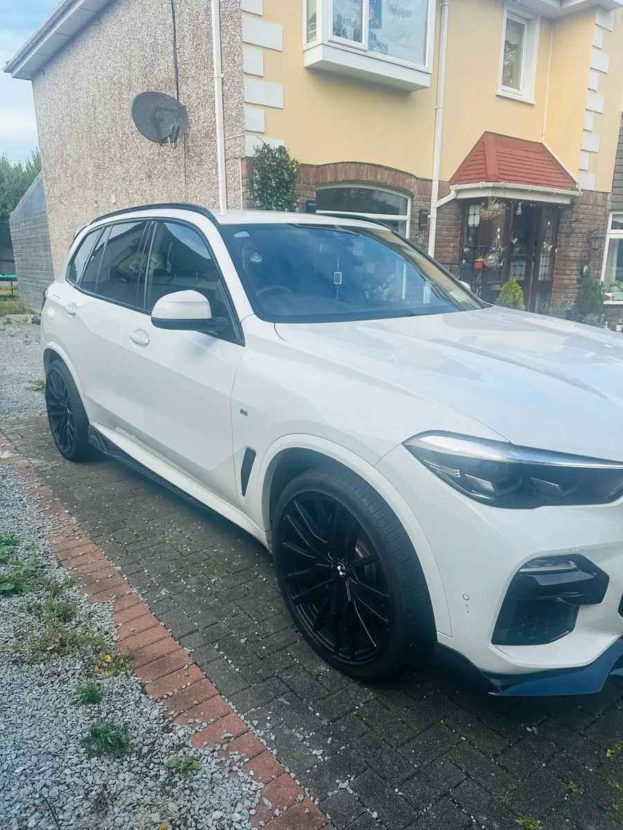 BMW x5 2020 - Image 4