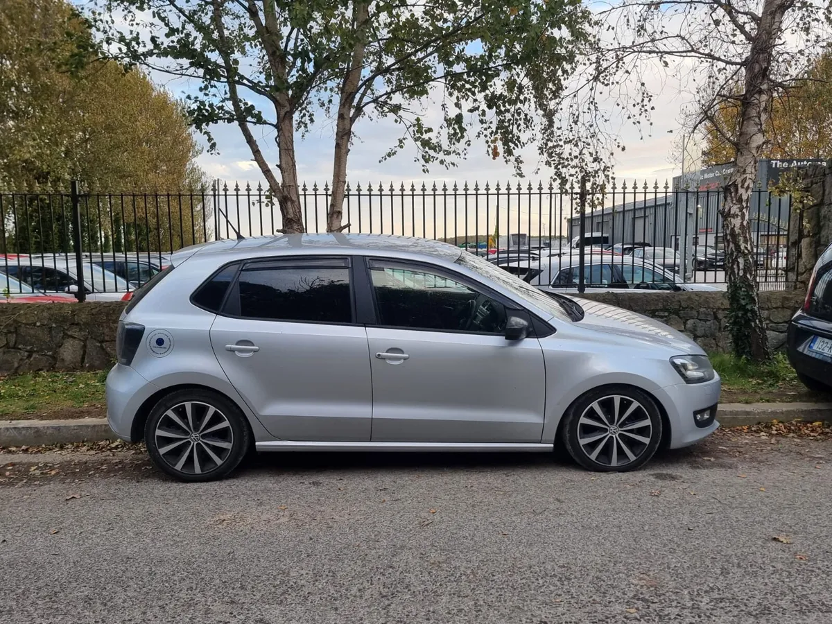Auto Volkswagen 1.2L Polo 2012 automatic - Image 2