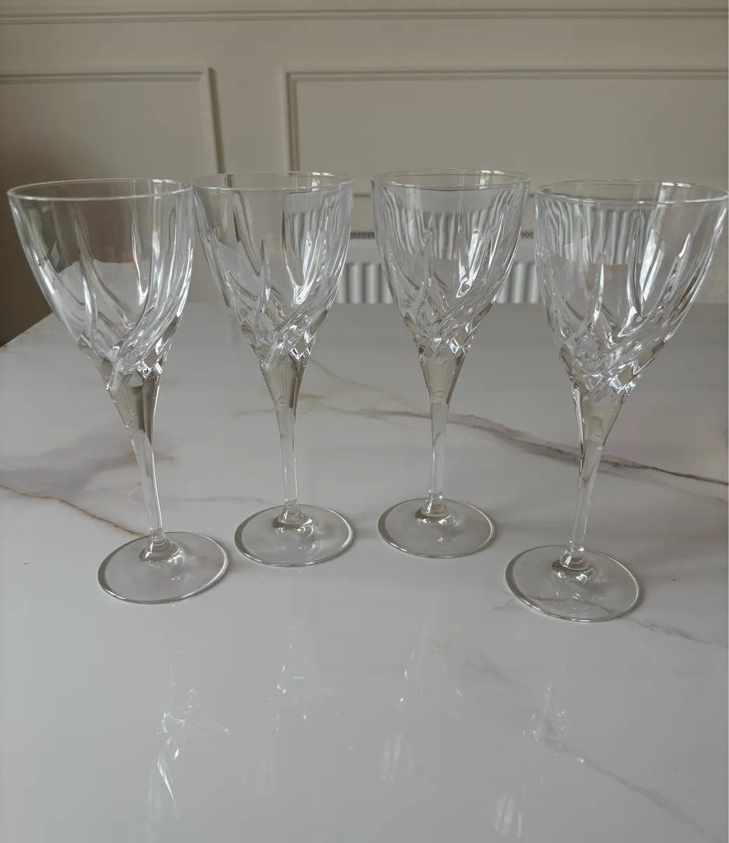 Set of 4 Crystal Wine Glasses - Image 3