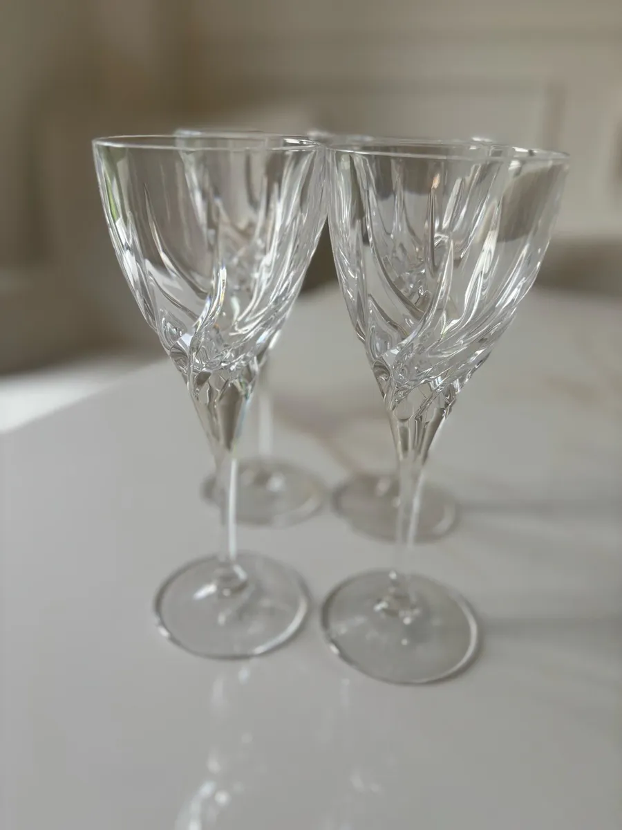 Set of 4 Crystal Wine Glasses - Image 4