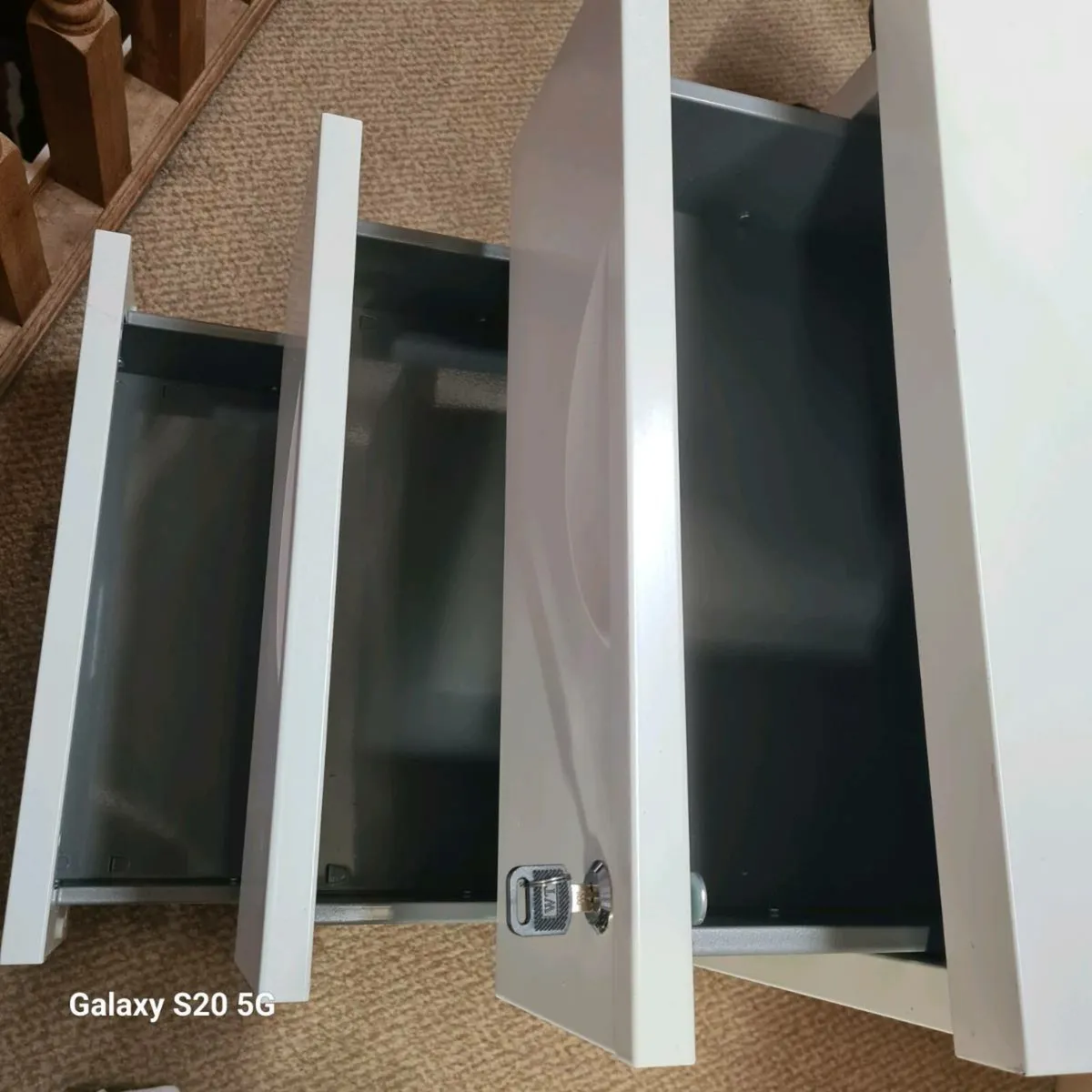 Under desk metalockable drawer - Image 2