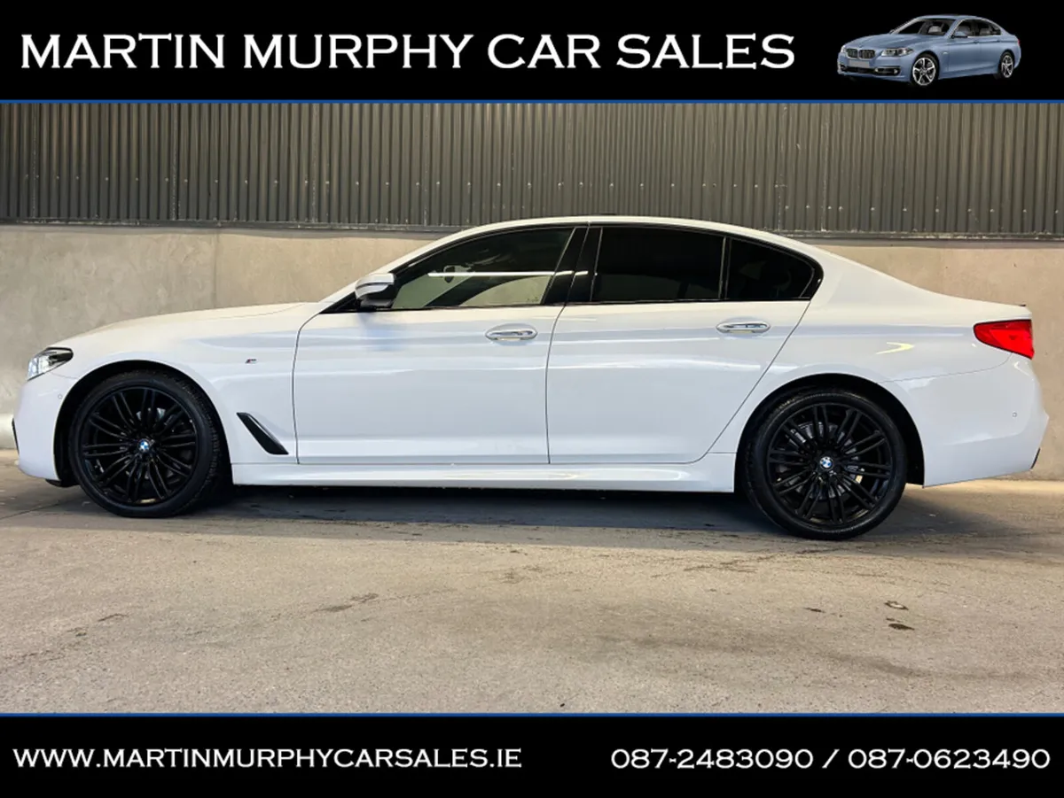 BMW 5-Series G30 520D M SPORT AUTO * SUNROOF * - Image 4