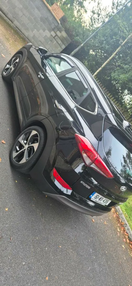 Hyundai tucson high spec - Image 4