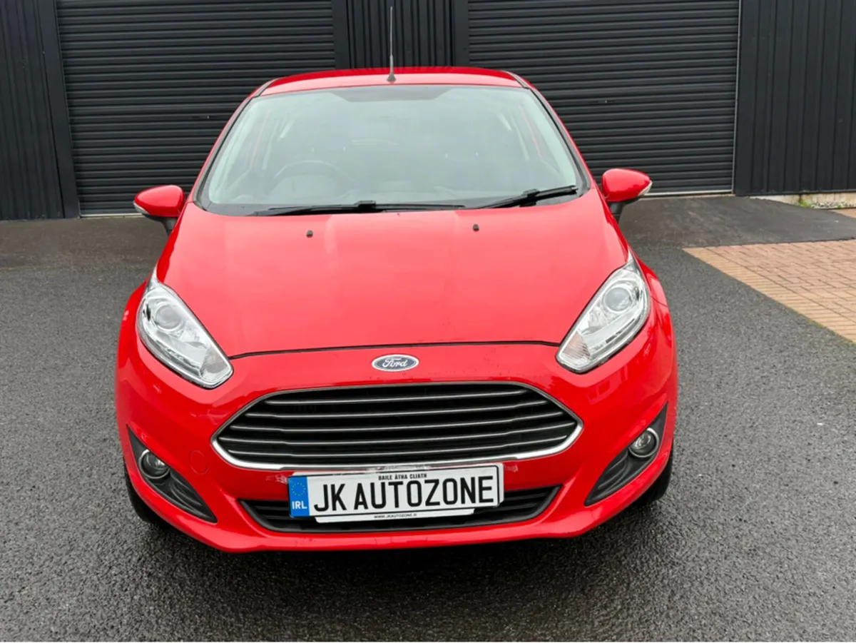 Ford Fiesta 1.0 ZETEC TURBO - Image 2