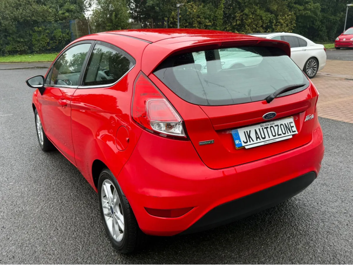 Ford Fiesta 1.0 ZETEC TURBO - Image 4