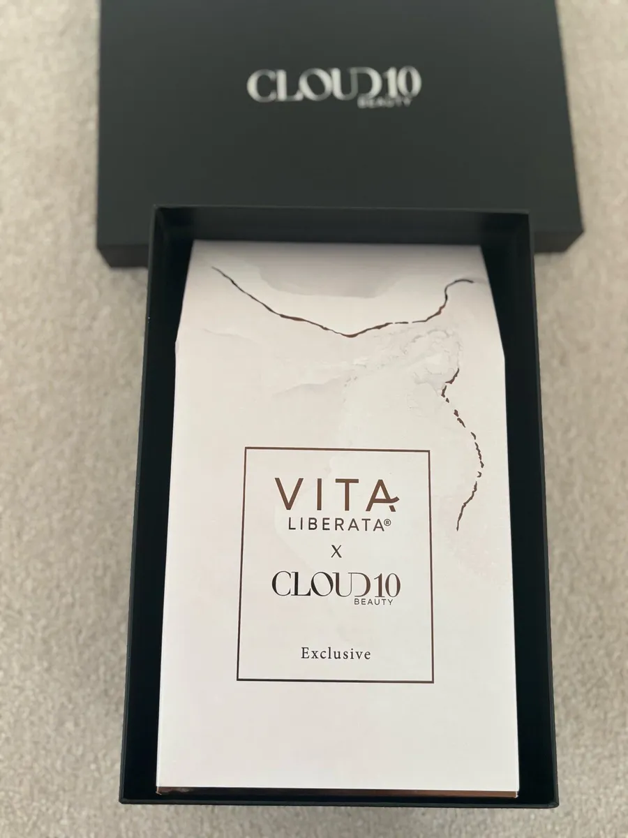 Vita Liberata Exclusive Tanning Set - Image 4