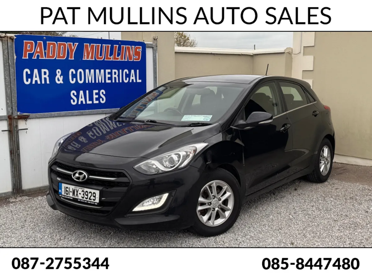 Hyundai i30 SE NAV BLUE DRIVE 110 5DR 110PS - Image 1