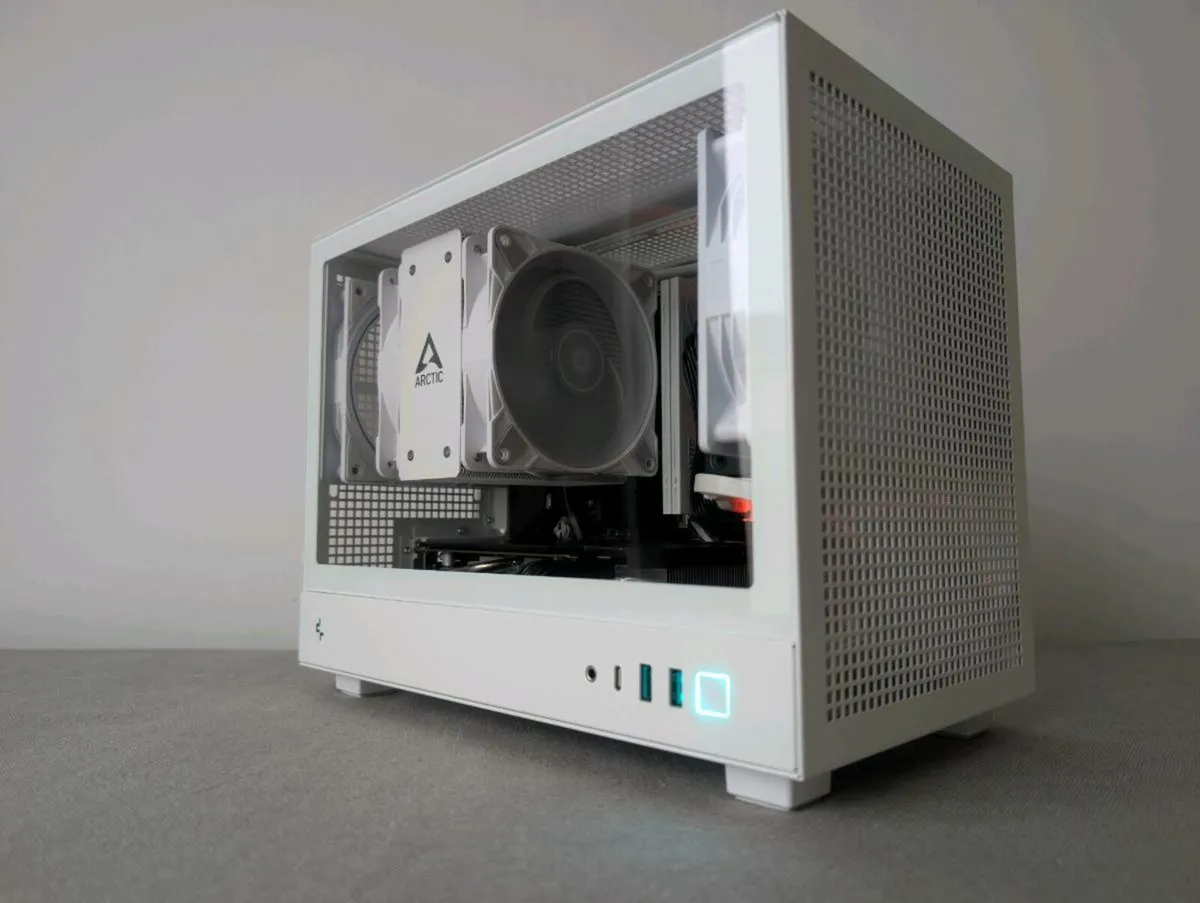AMD Ryzen ITX Gaming PC | RTX | 32GB Ram | Aorus E - Image 2