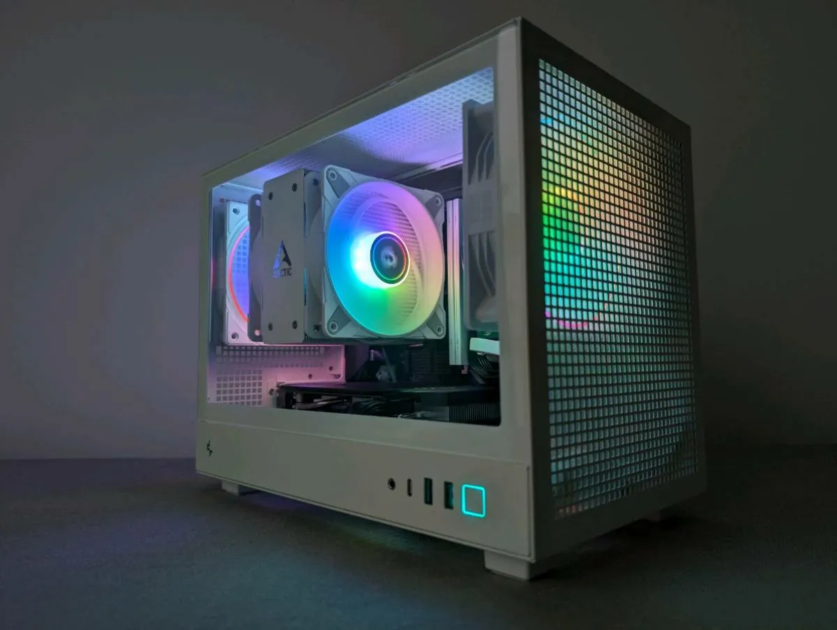 AMD Ryzen ITX Gaming PC | RTX | 32GB Ram | Aorus E - Image 3