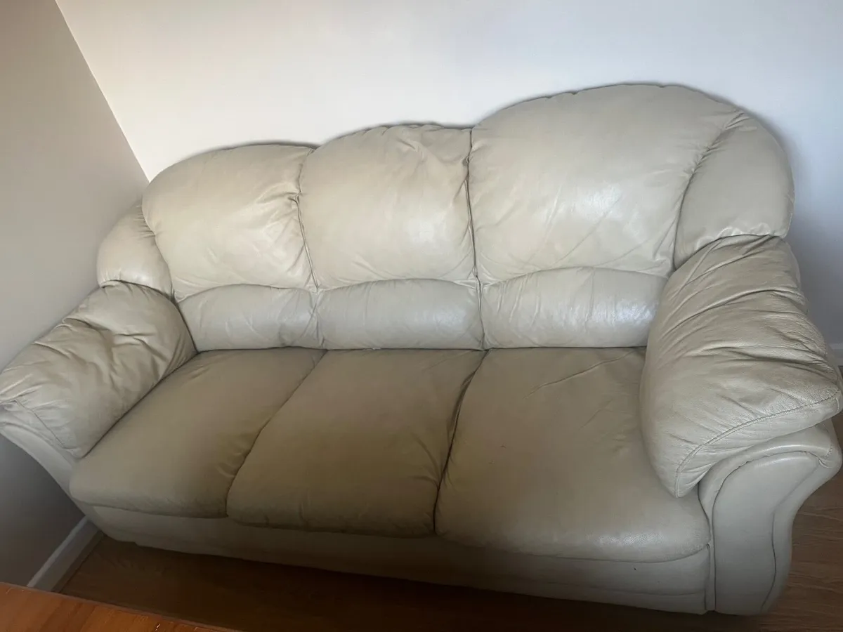 3 1 1 cream leather suite - Image 1