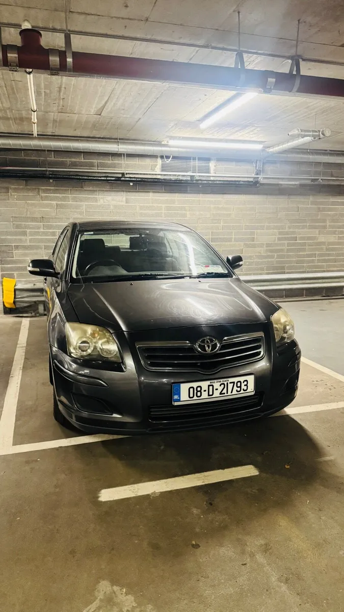 Toyota Avensis - Image 1