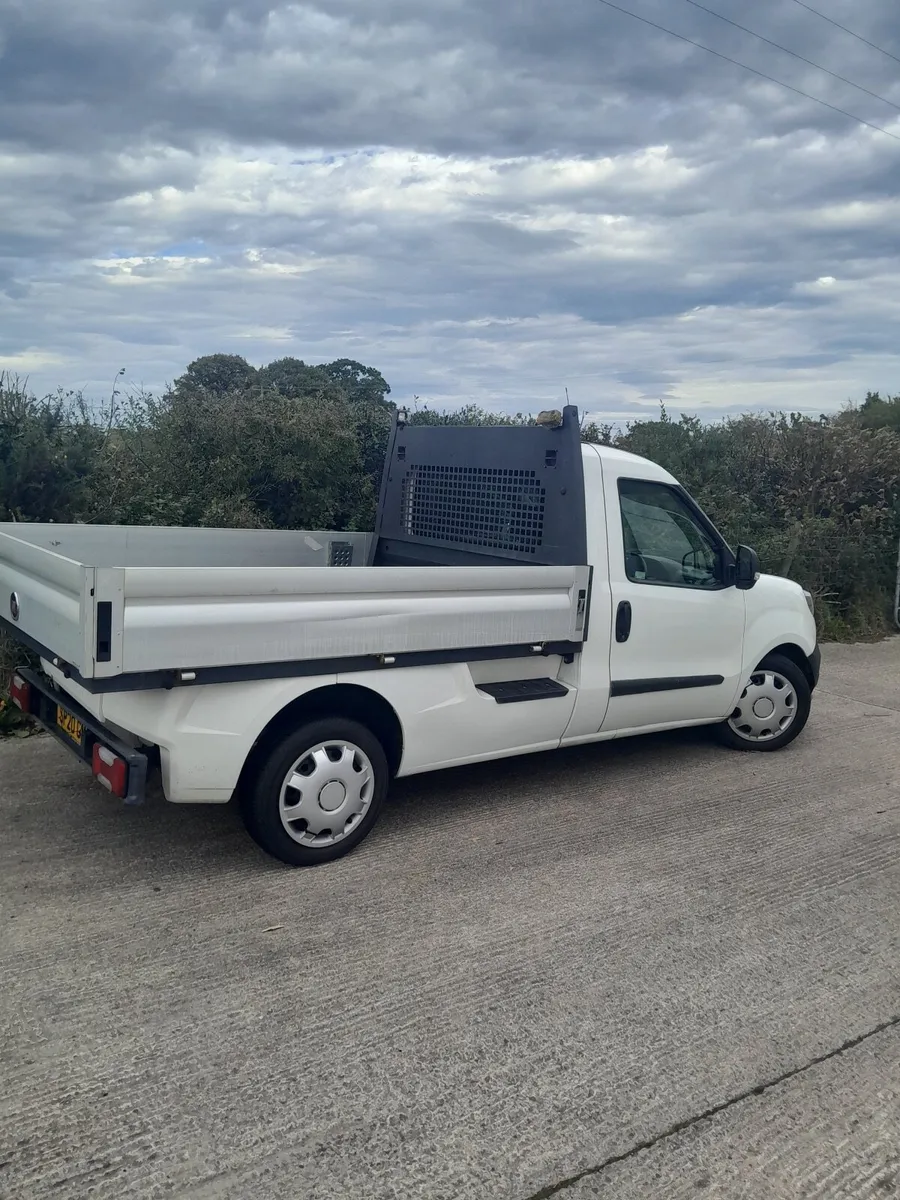 Fiat Doblo 2020 - Image 2