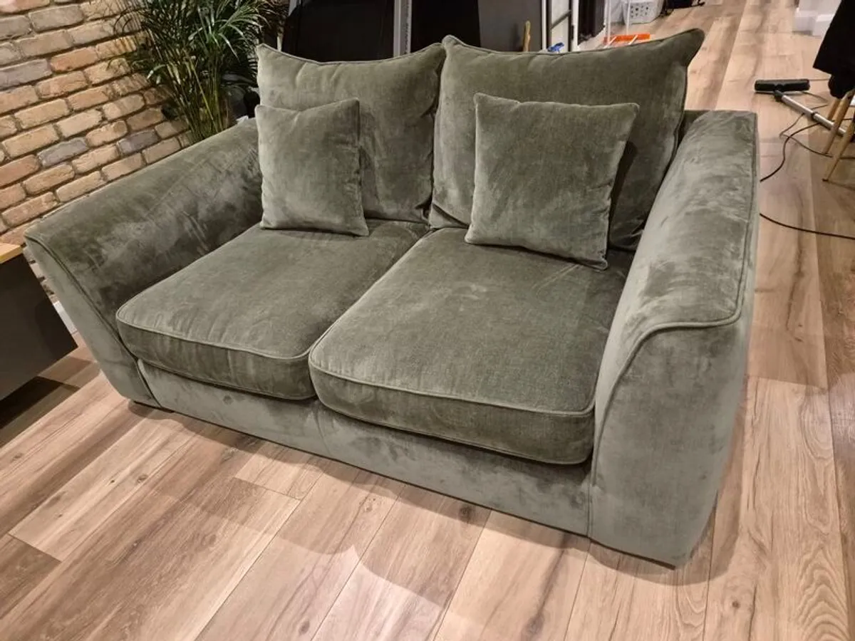 2 sofas (2 seater) - Image 1