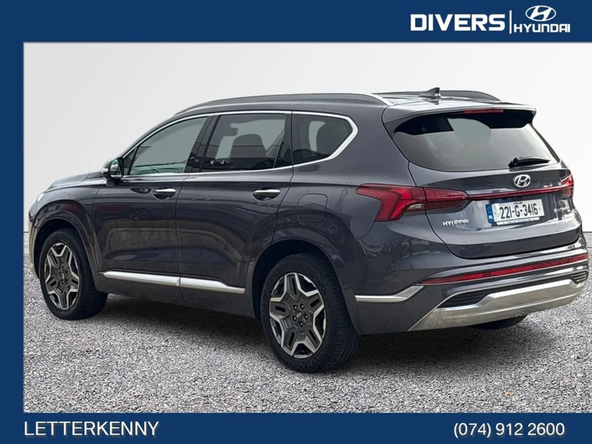 Hyundai Santa Fe Phev - Image 2