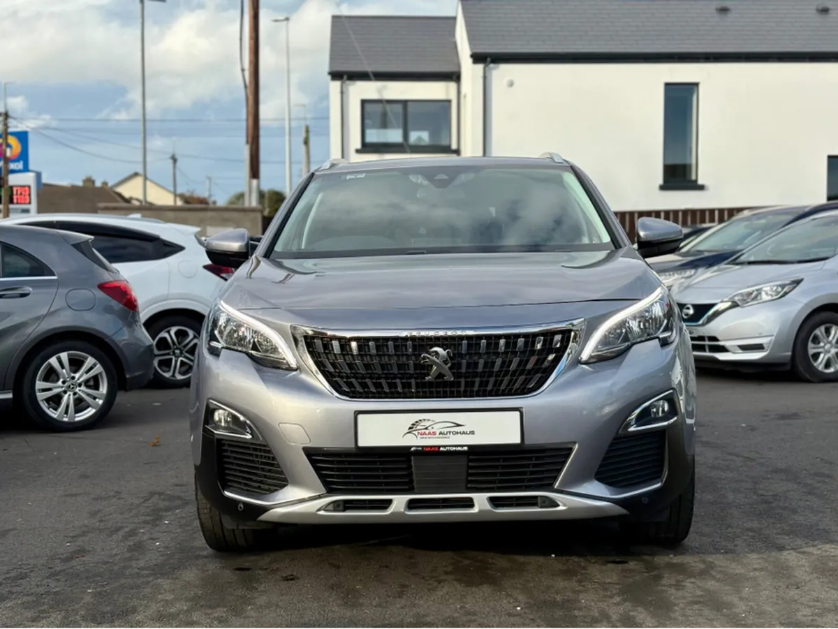 Peugeot 3008 ALLURE 1.2 130 4DR - Image 3