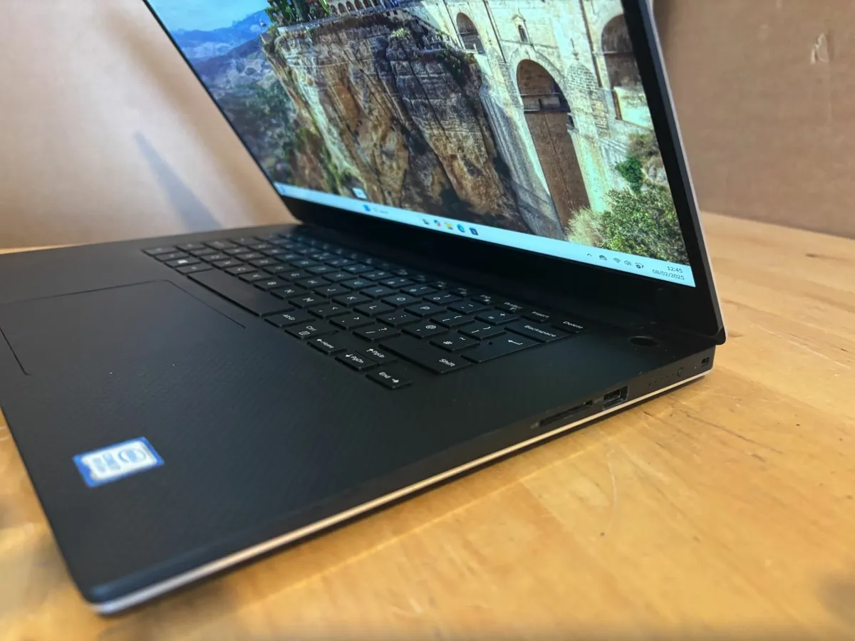 Dell Precision 5530 Laptops-32Gb-i7-1TB SSD-Delive - Image 2