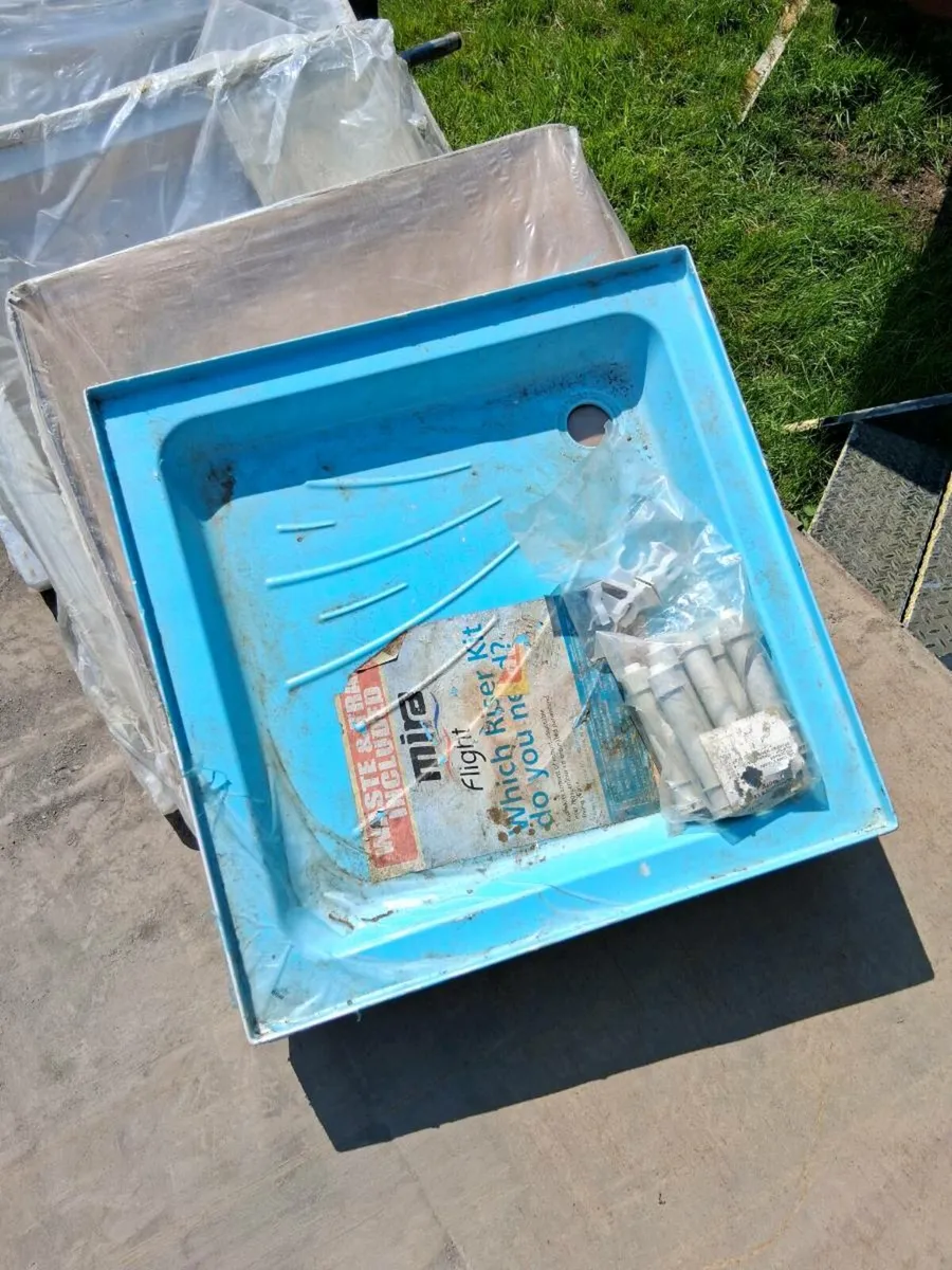 Shower tray - Image 3