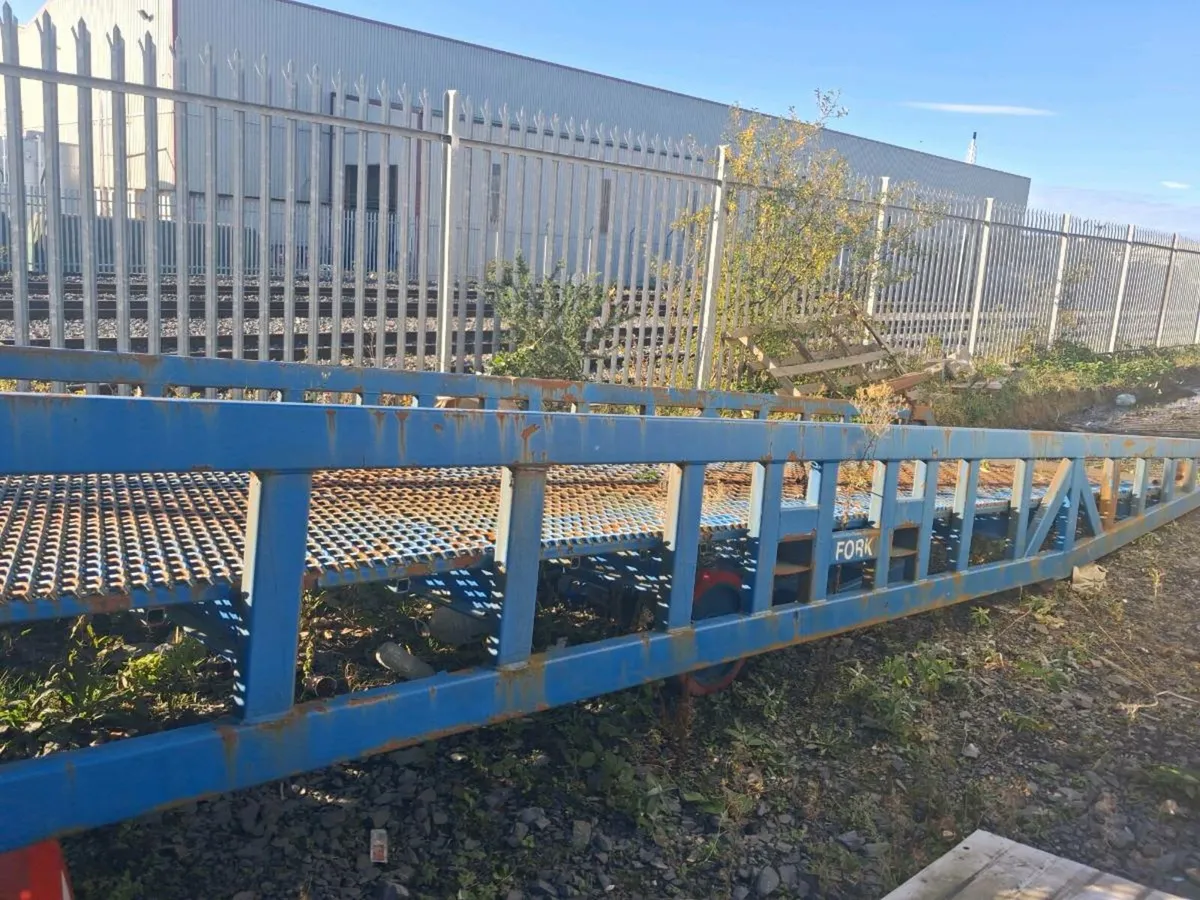 Loading ramp - Image 3