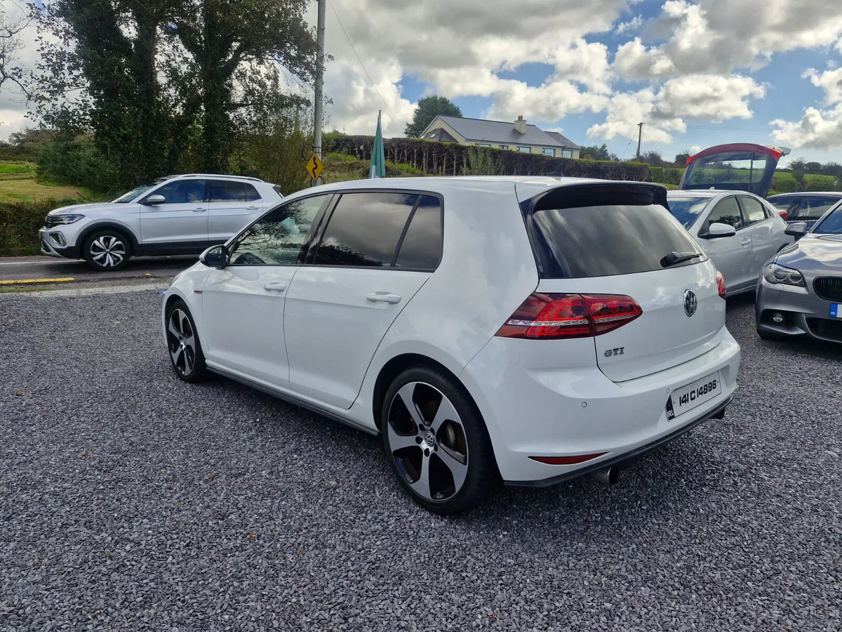 Volkswagen Golf 2014 - Image 3