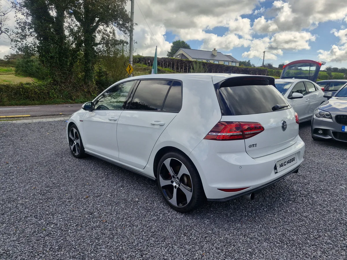 Volkswagen Golf 2014 - Image 4