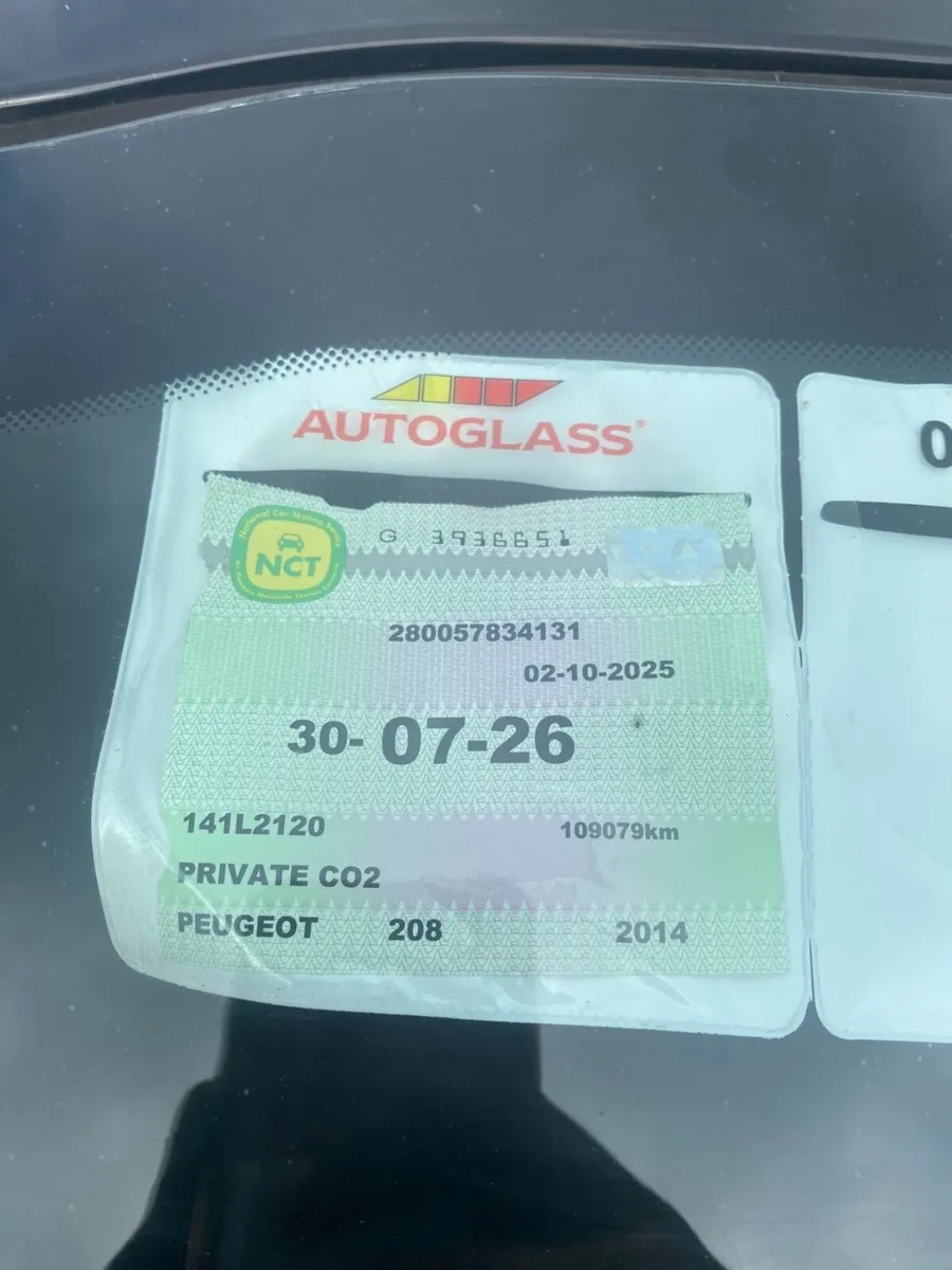 Peugeot 208 2014 - Image 4