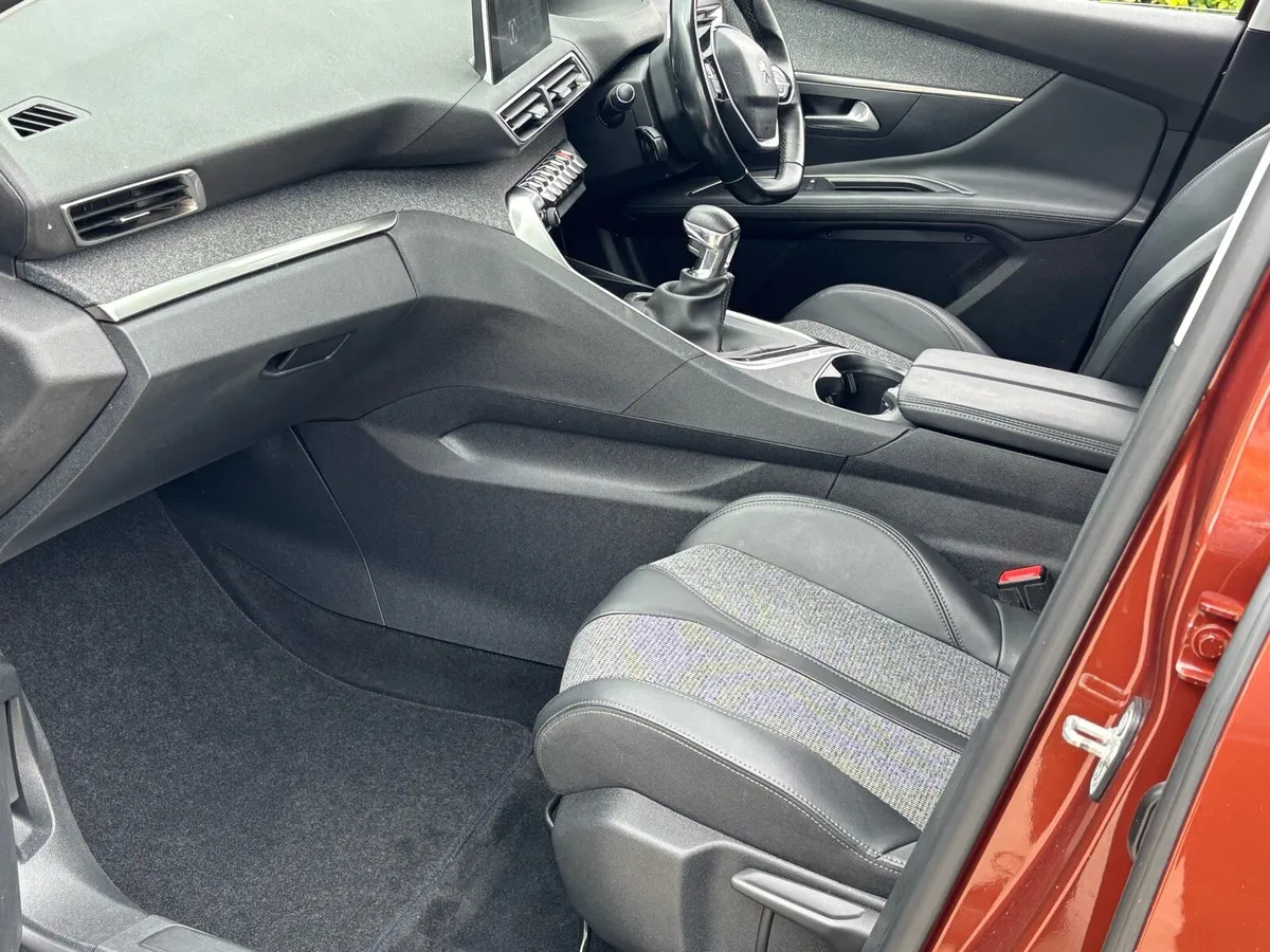 2019 Peugeot 3008 1.5 hdi - Image 4
