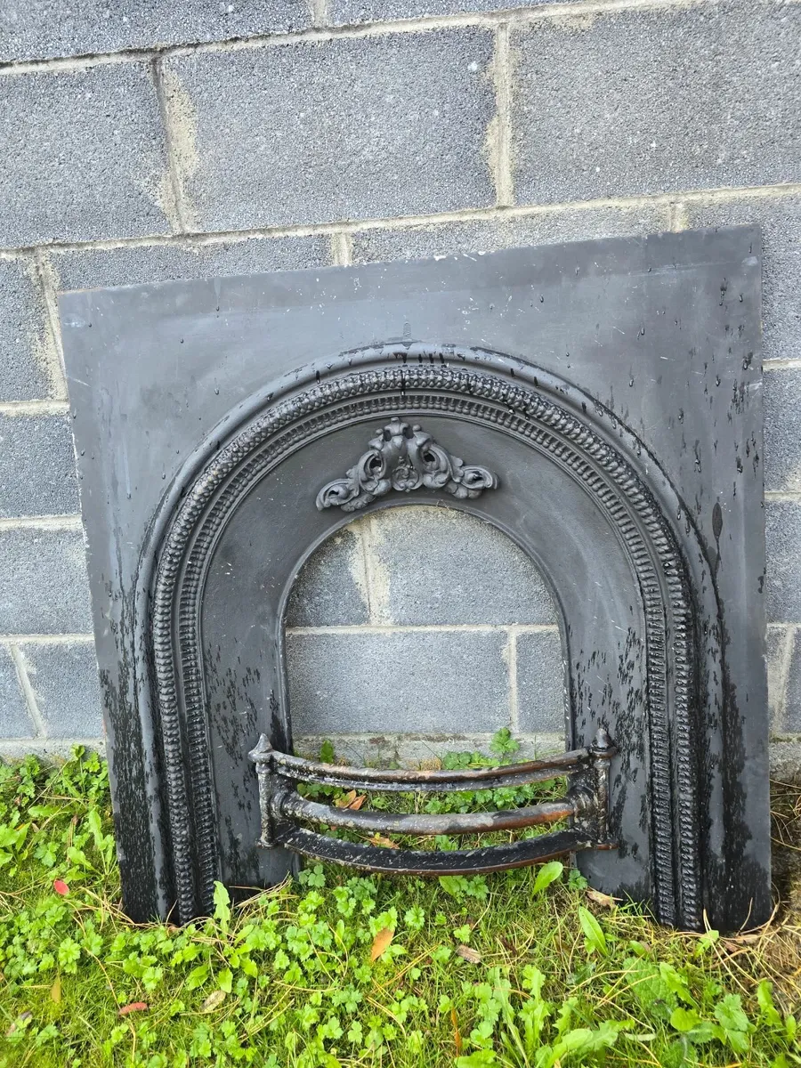 Vintage Cast Iron Fireplace Surround – 98x98cm - Image 1