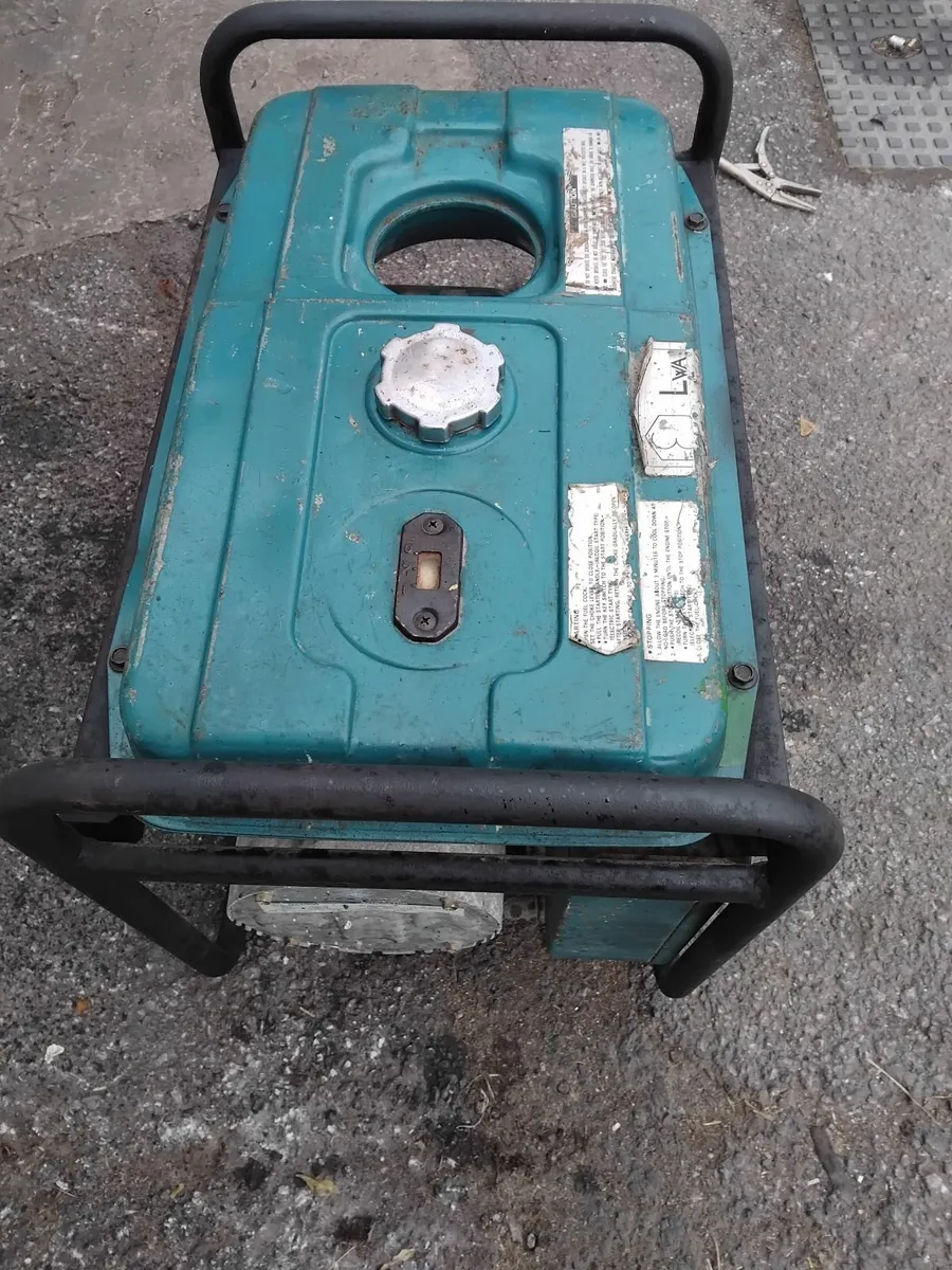 Tenakita generator G2400 working perfect - Image 3