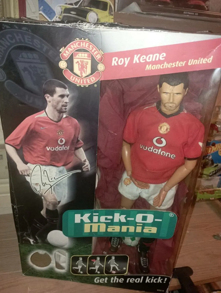 3 BOX MANCHESTER'S UNITED KICK -O-MAINA  FIGURES - Image 3