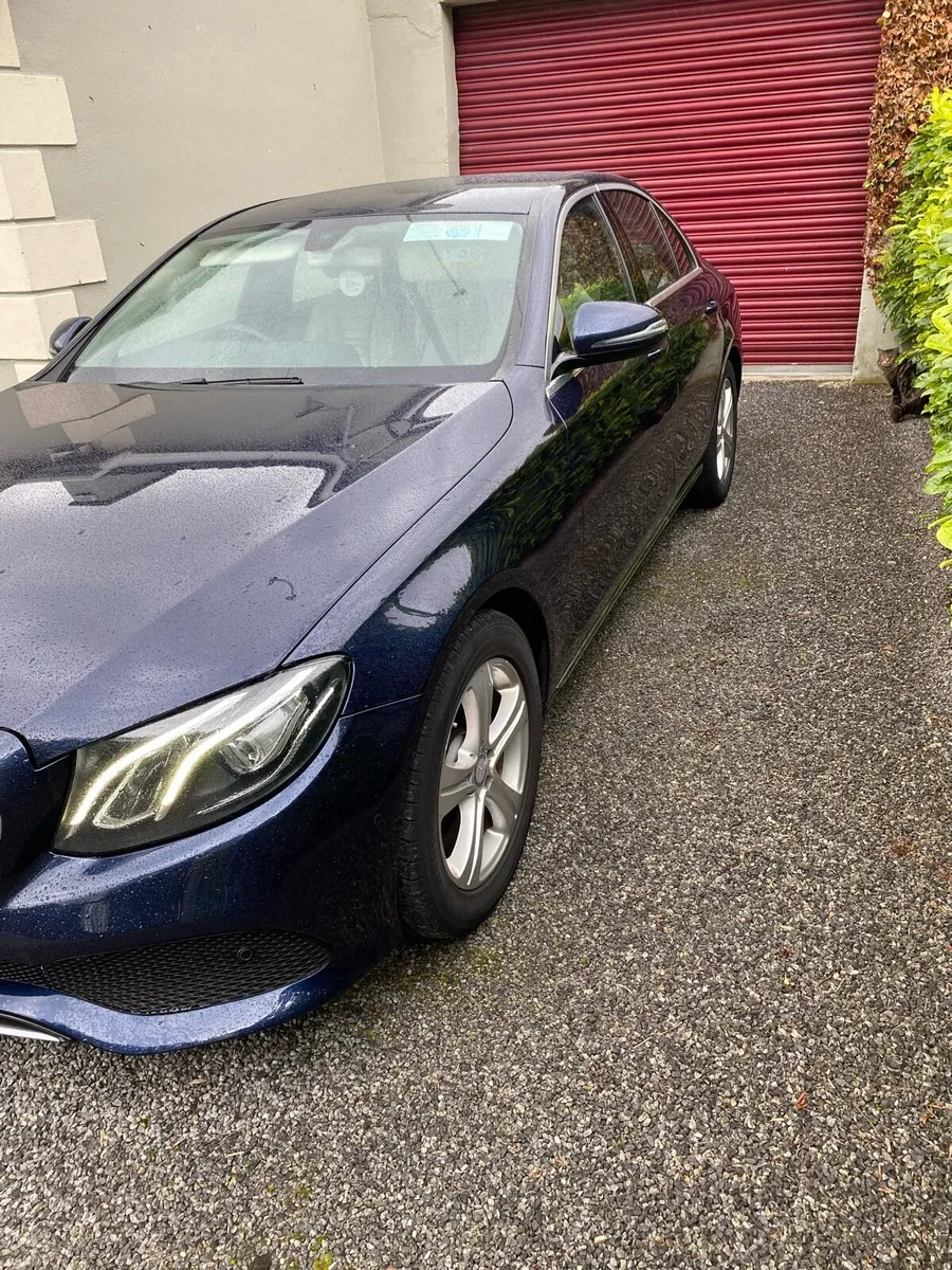 Mercedes- Benz  E- Class - Image 3
